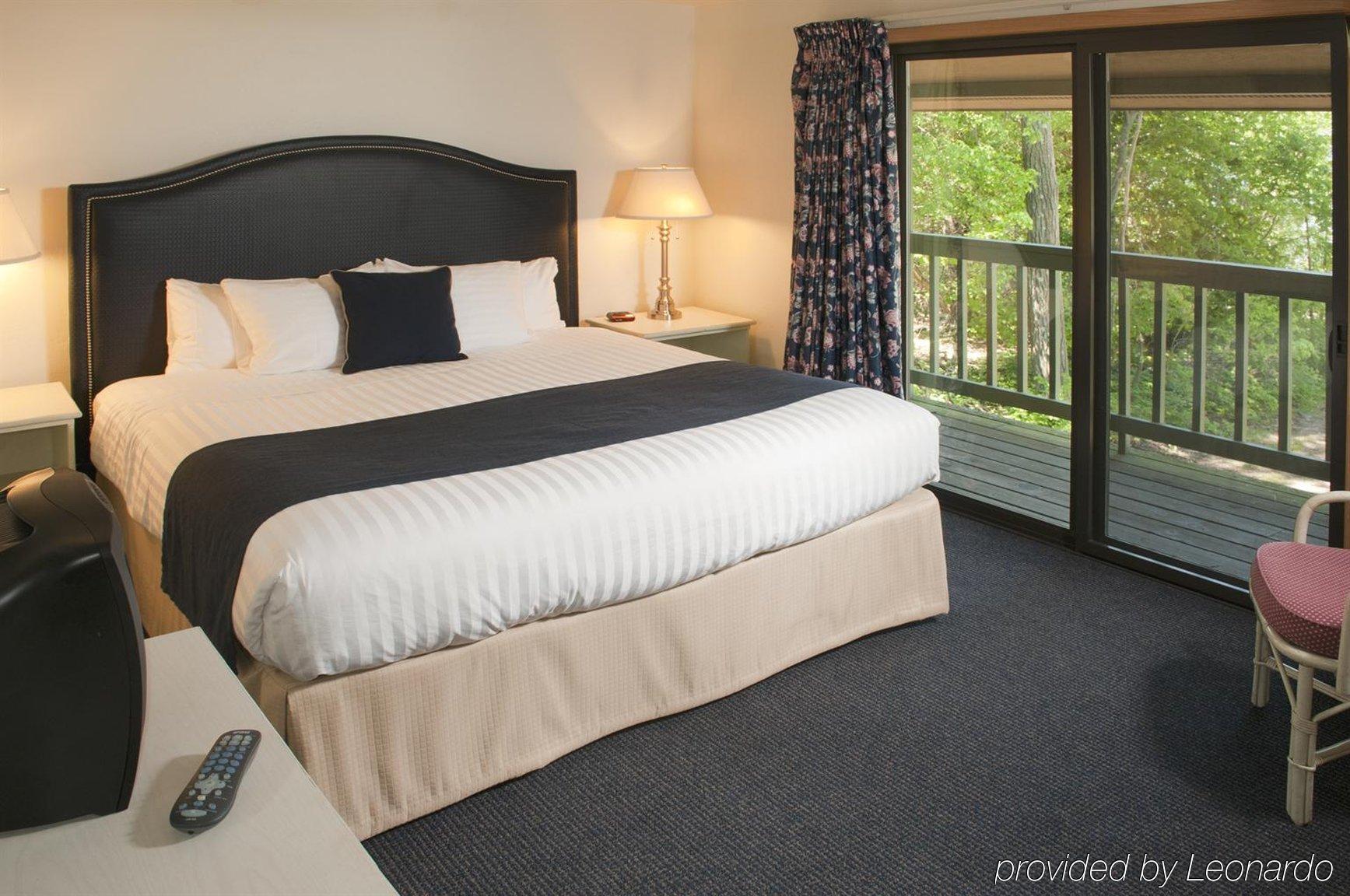 The Shallows Resort Egg Harbor Exterior photo