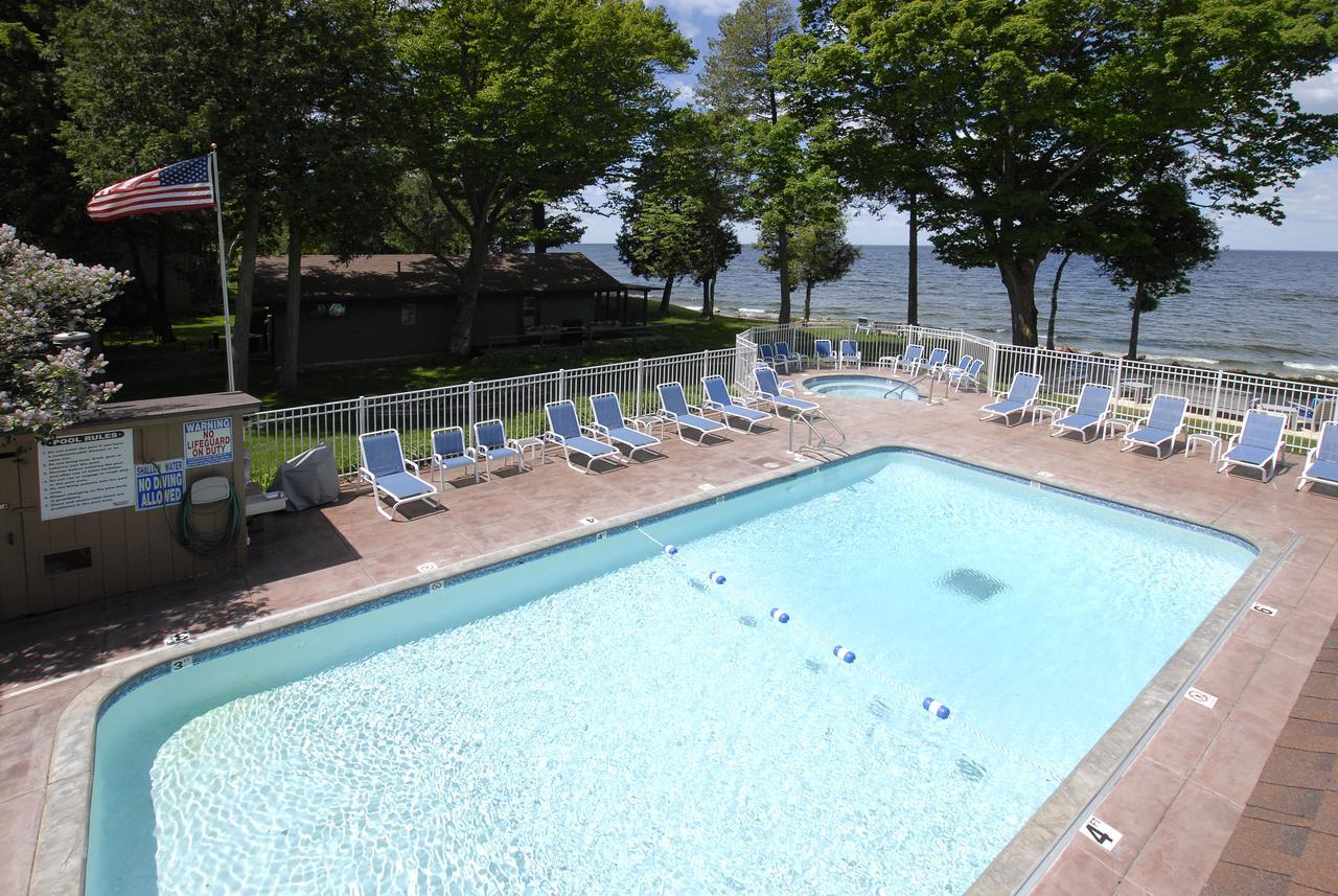 The Shallows Resort Egg Harbor Exterior photo