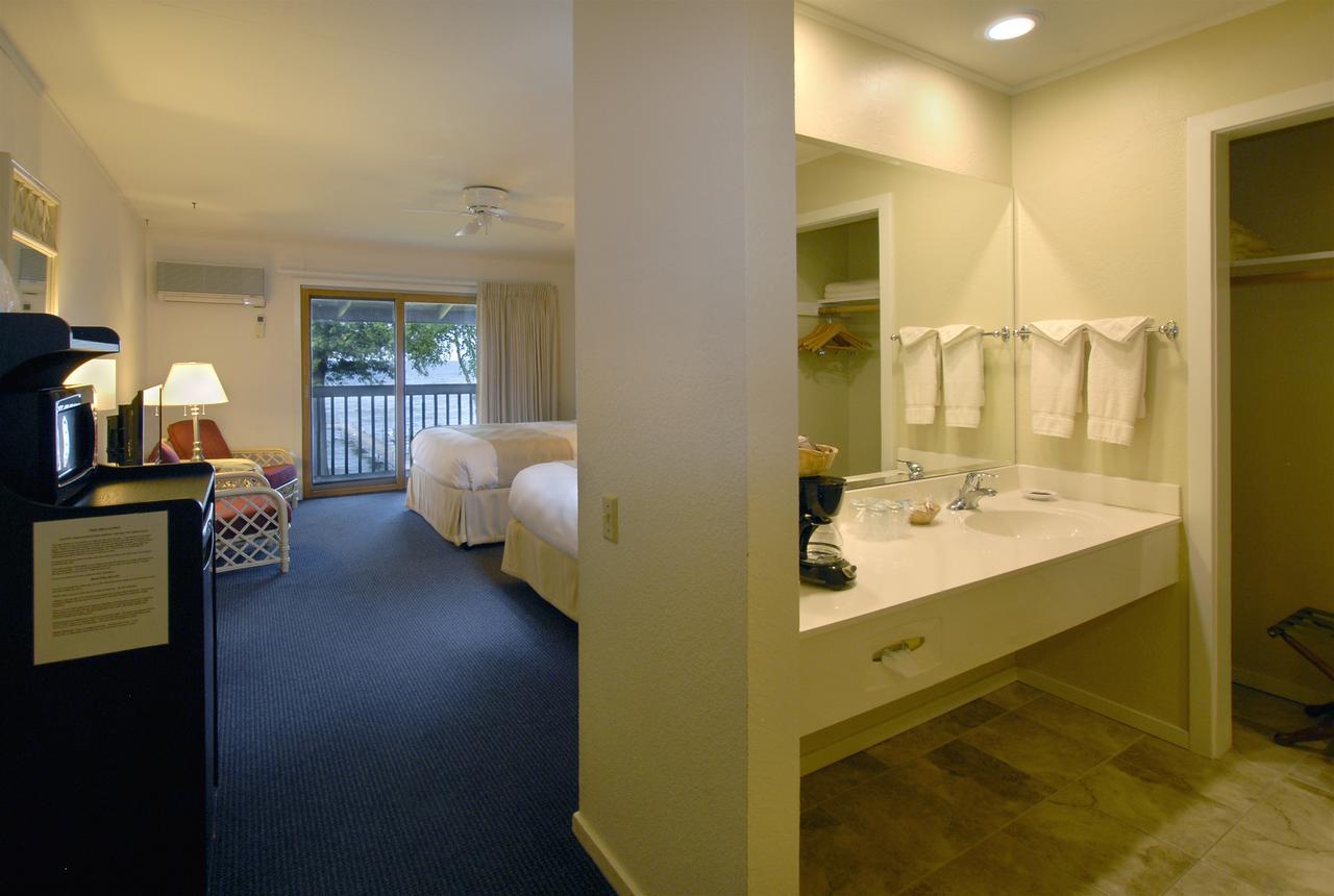 The Shallows Resort Egg Harbor Exterior photo